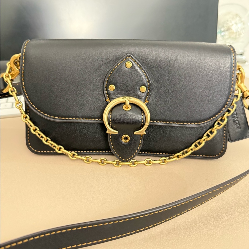 Coach BEAT Clutch Glovetan Leather Crossbody Shoulder